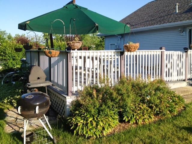 1151 Glacier PASS, Slinger, WI 53086