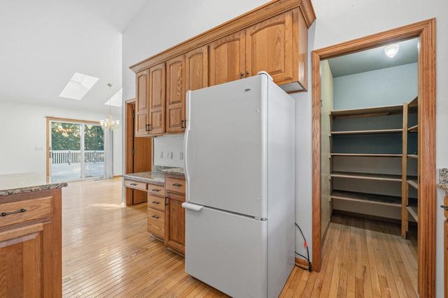 1151 Glacier PASS, Slinger, WI 53086