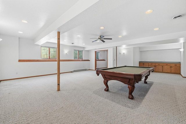 1151 Glacier PASS, Slinger, WI 53086