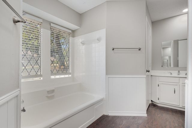 5615 Trail Crest Drive, Arlington, TX 76017