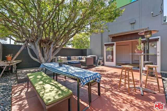 11376 Matteson Avenue, Los Angeles, CA 90066