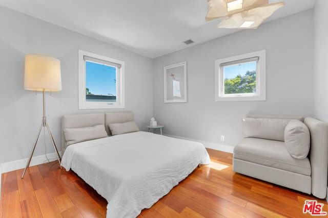11376 Matteson Avenue, Los Angeles, CA 90066