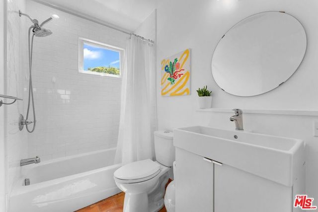 11376 Matteson Avenue, Los Angeles, CA 90066
