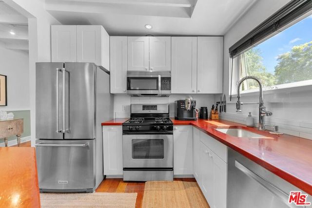 11376 Matteson Avenue, Los Angeles, CA 90066