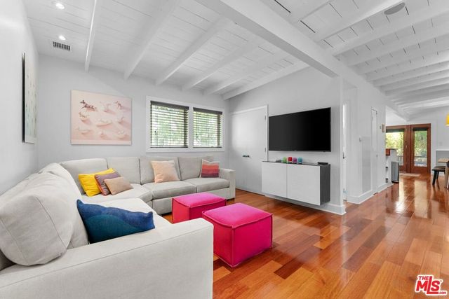 11376 Matteson Avenue, Los Angeles, CA 90066