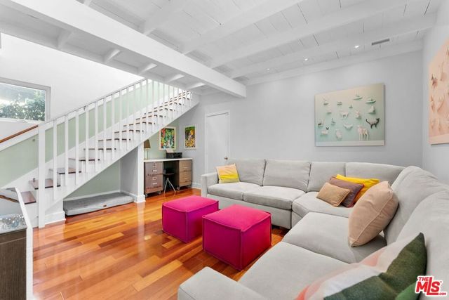 11376 Matteson Avenue, Los Angeles, CA 90066