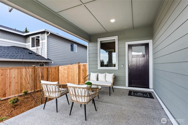 7755 42nd Place NE, Marysville, WA 98270