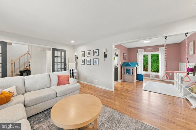 2481 SYLVAN AVE, Hamilton, NJ 08610