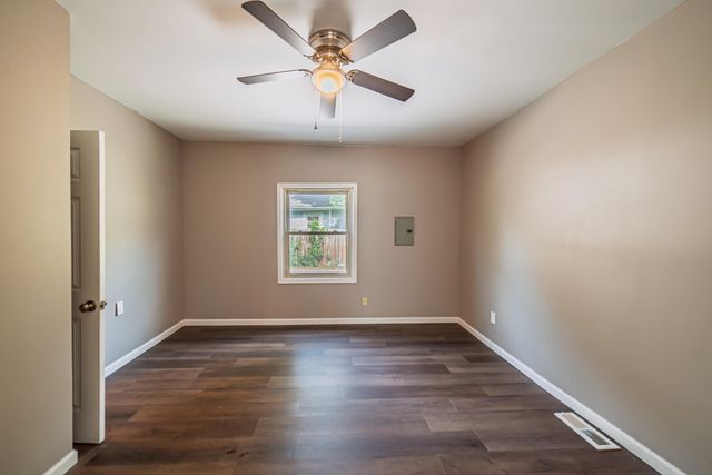 1220 Markham Avenue, Paducah, KY 42003
