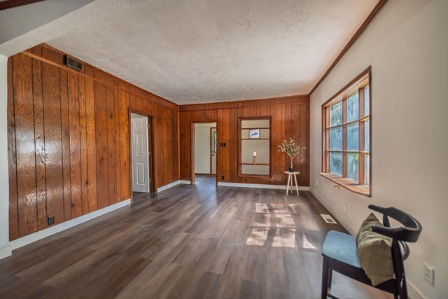 1220 Markham Avenue, Paducah, KY 42003