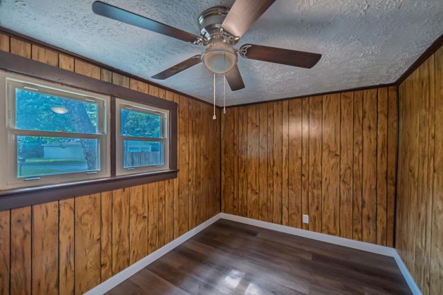 1220 Markham Avenue, Paducah, KY 42003
