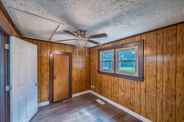 1220 Markham Avenue, Paducah, KY 42003