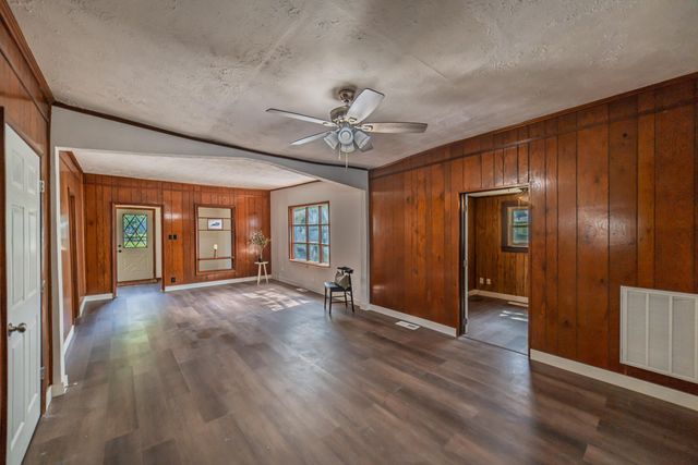 1220 Markham Avenue, Paducah, KY 42003