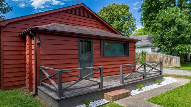 1220 Markham Avenue, Paducah, KY 42003