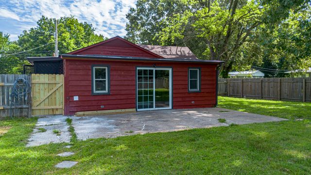 1220 Markham Avenue, Paducah, KY 42003
