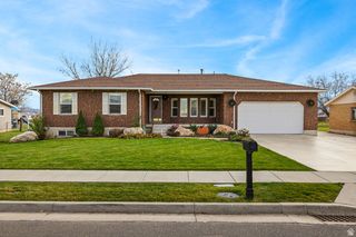 2885 W 700 S, Syracuse, UT 84075