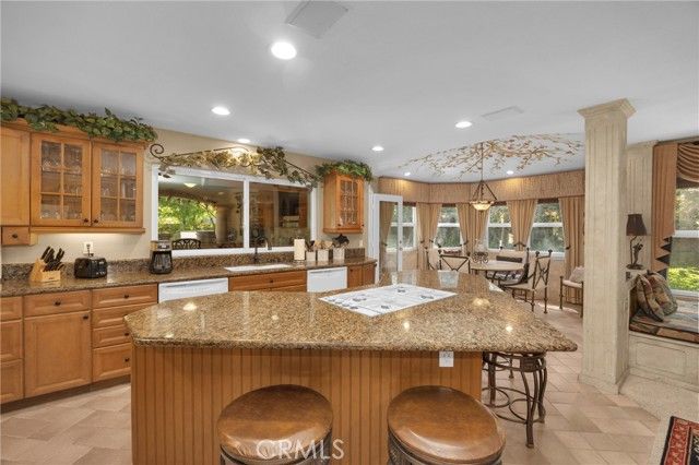 9902 Lapworth, Huntington Beach, CA 92646