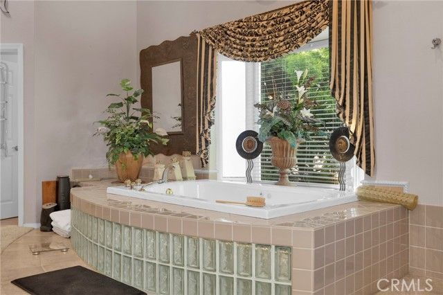 9902 Lapworth, Huntington Beach, CA 92646