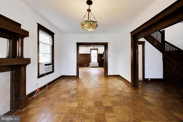 518 QUINCY ST NW, Washington, DC 20011