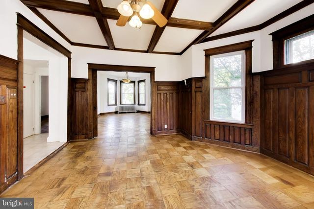 518 QUINCY ST NW, Washington, DC 20011