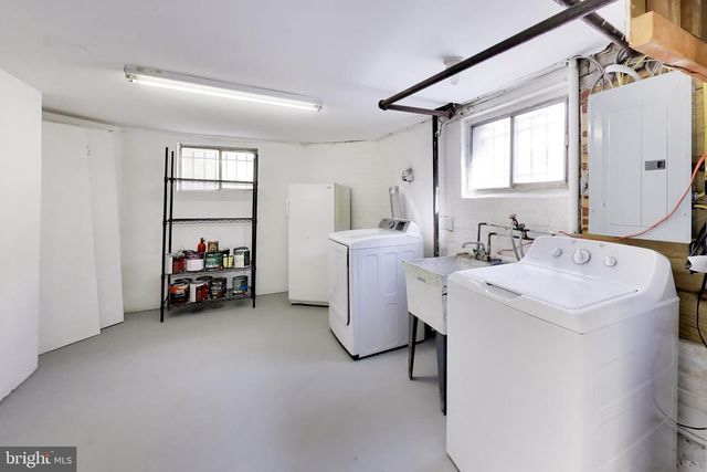 518 QUINCY ST NW, Washington, DC 20011