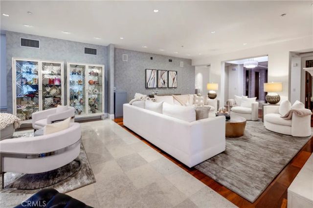 345 E Colorado Boulevard 404, Pasadena, CA 91101