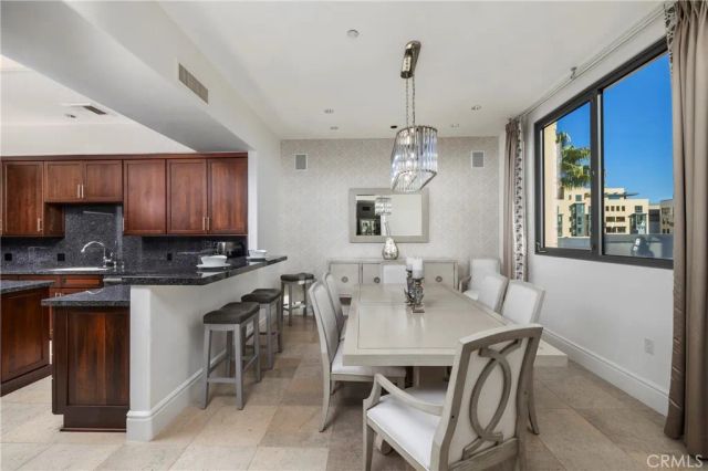 345 E Colorado Boulevard 404, Pasadena, CA 91101