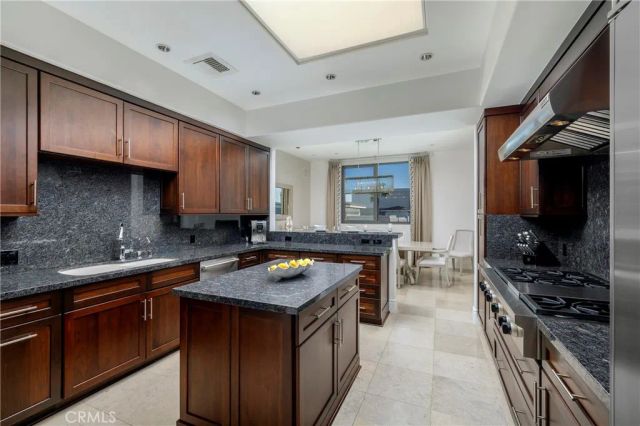 345 E Colorado Boulevard 404, Pasadena, CA 91101