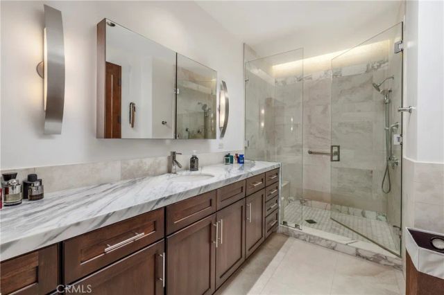 345 E Colorado Boulevard 404, Pasadena, CA 91101