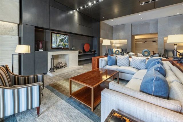 345 E Colorado Boulevard 404, Pasadena, CA 91101