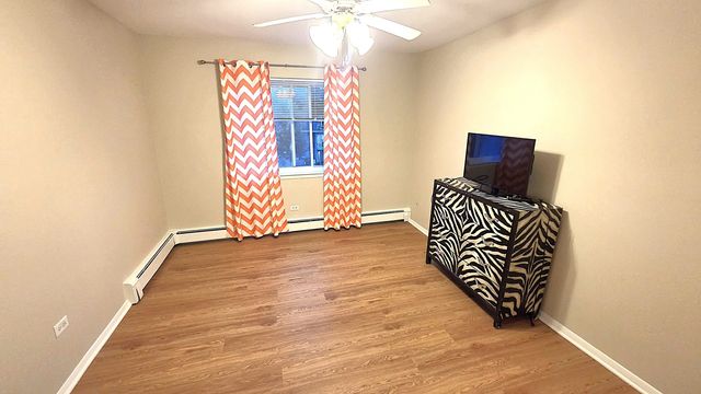 983 Crimson Court 307, Prospect Heights, IL 60070