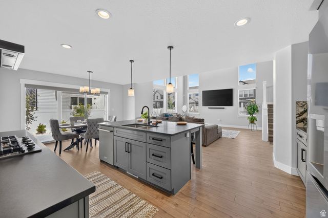 12286 S VARITEK DR, Herriman, UT 84096