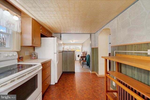 540 GILBERTSVILLE RD, Gilbertsville, PA 19525