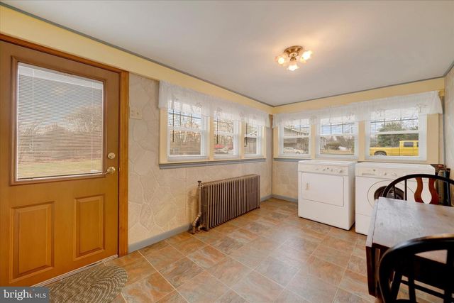 540 GILBERTSVILLE RD, Gilbertsville, PA 19525