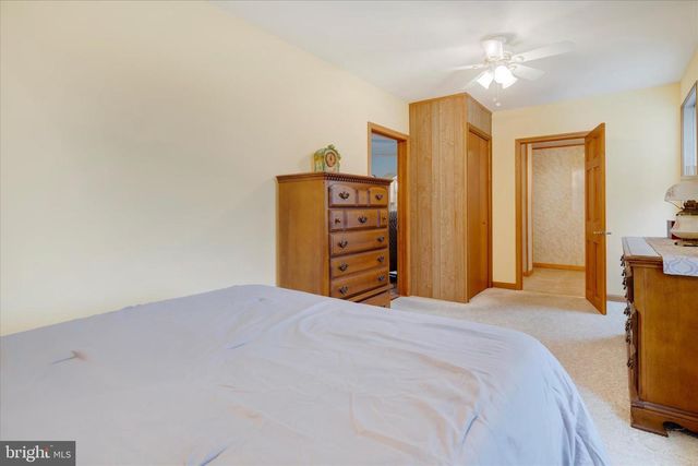 540 GILBERTSVILLE RD, Gilbertsville, PA 19525