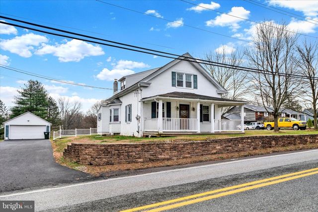 540 GILBERTSVILLE RD, Gilbertsville, PA 19525