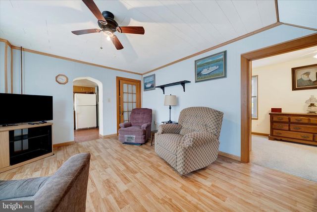 540 GILBERTSVILLE RD, Gilbertsville, PA 19525