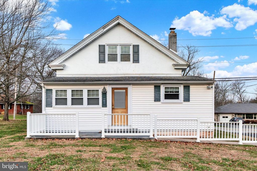 540 GILBERTSVILLE RD, Gilbertsville, PA 19525