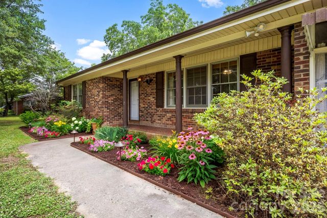 2829 Bettis Road, Grover, NC 28073