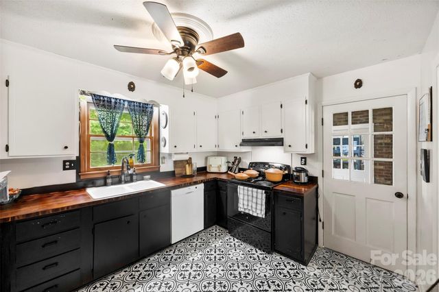 2829 Bettis Road, Grover, NC 28073