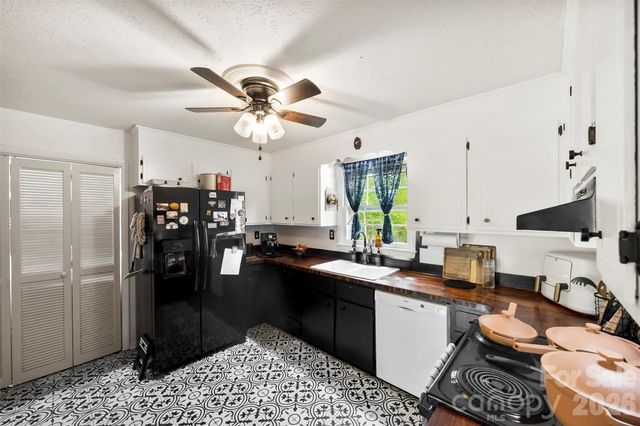 2829 Bettis Road, Grover, NC 28073