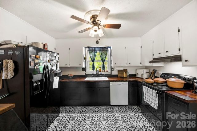 2829 Bettis Road, Grover, NC 28073