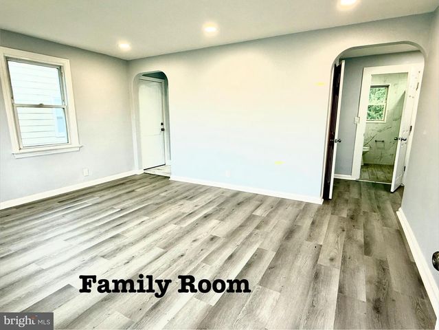 35 UNWIN DRIVE, Hamilton, NJ 08610