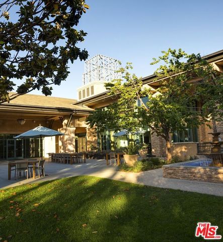 7100 Playa Vista Drive 202, Playa Vista, CA 90094
