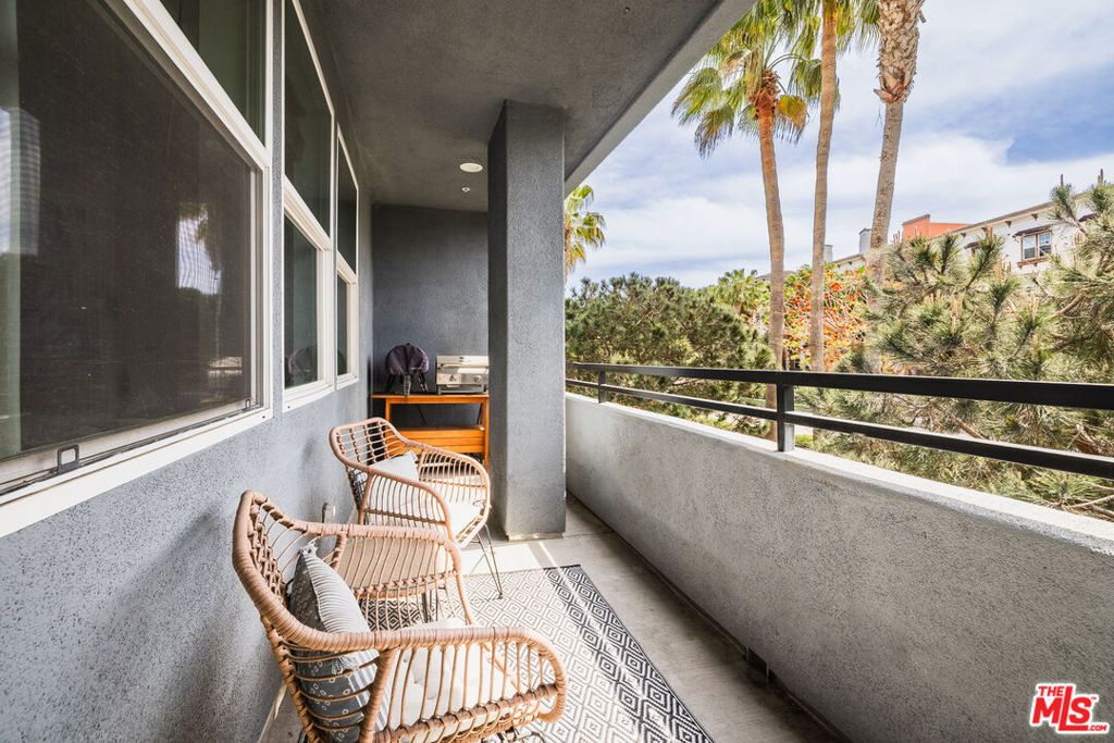 7100 Playa Vista Drive 202, Playa Vista, CA 90094