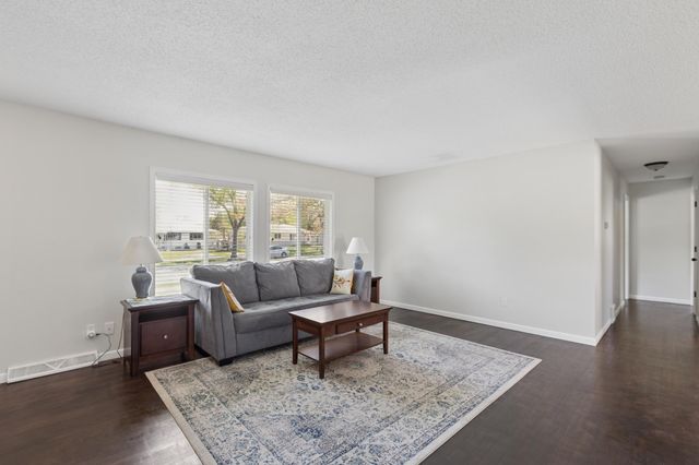 5841 Boone Avenue N, New Hope, MN 55428