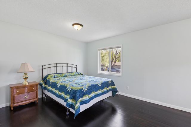 5841 Boone Avenue N, New Hope, MN 55428
