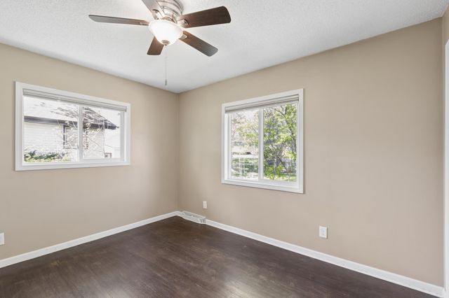 5841 Boone Avenue N, New Hope, MN 55428