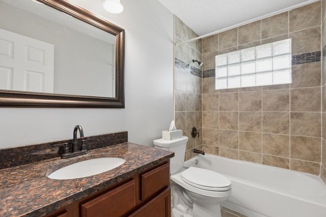 5841 Boone Avenue N, New Hope, MN 55428