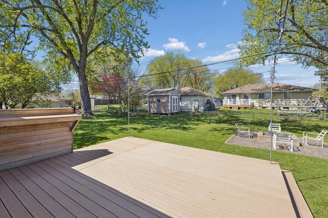 5841 Boone Avenue N, New Hope, MN 55428